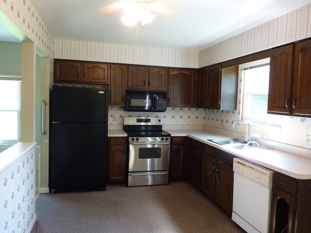 46 Riverside Rossford