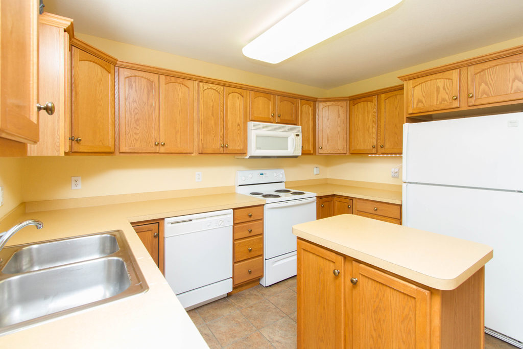 521 White Oak Dr., Toledo